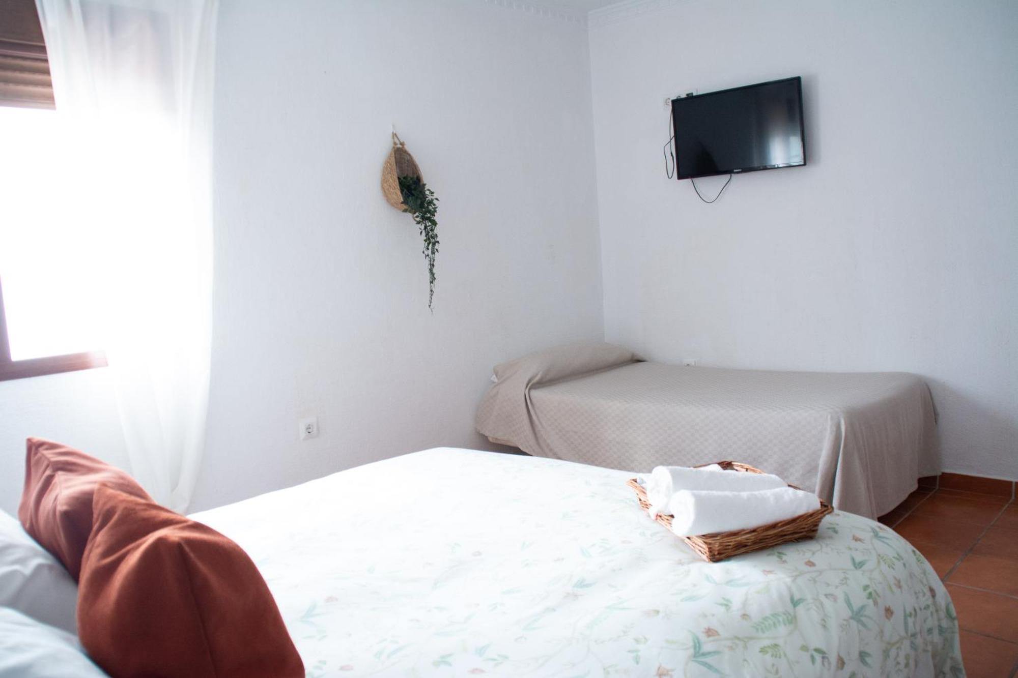 Hostal Rural La Plata Parking Incluido Arcos de la Frontera Exteriör bild